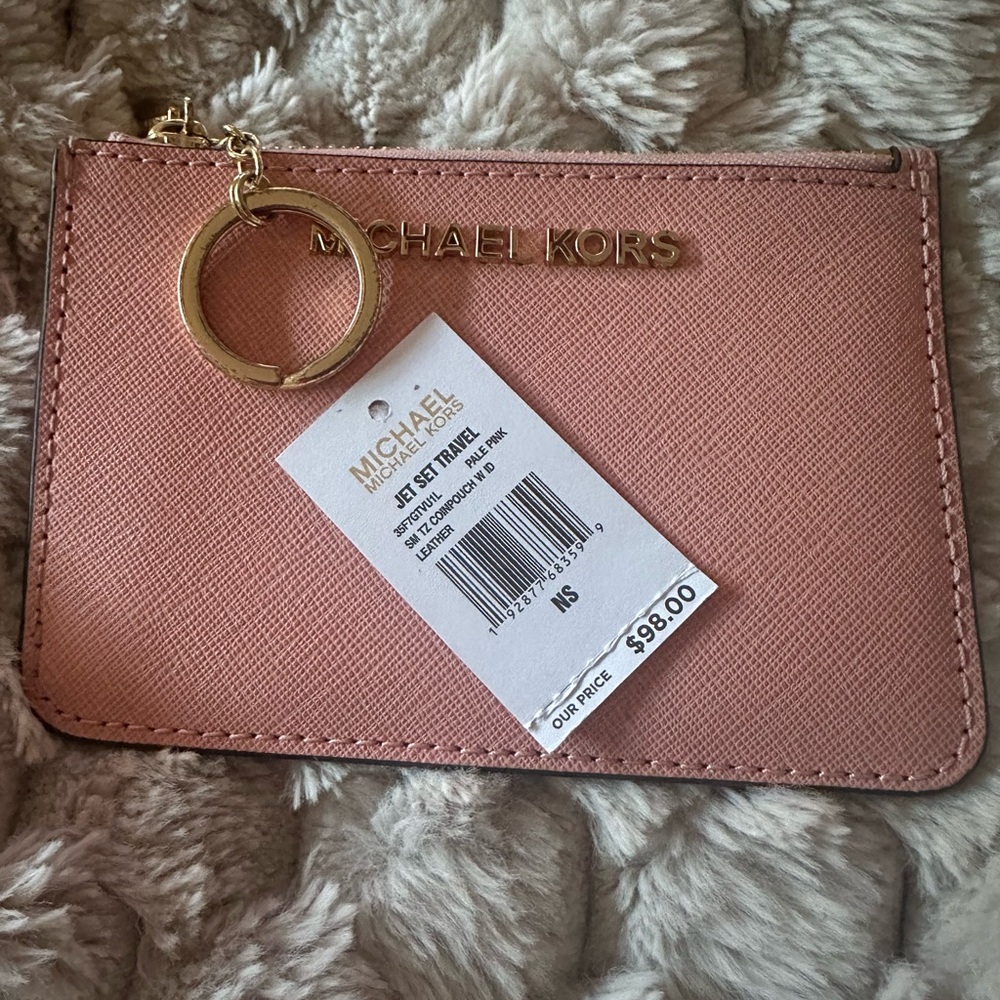 Authentic Michael Kors Pale Pink Card / Key Holder! NWT